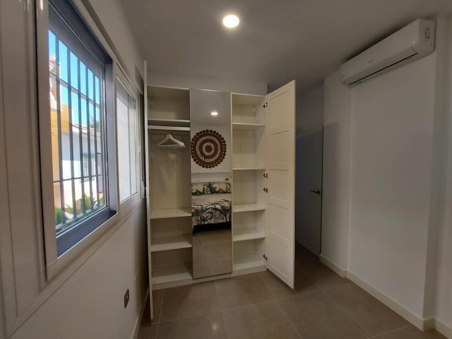 Casa De La Abuela Apartment Малага Екстериор снимка